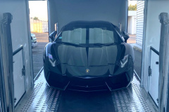 LAMBORGHINI-AVENTADOR